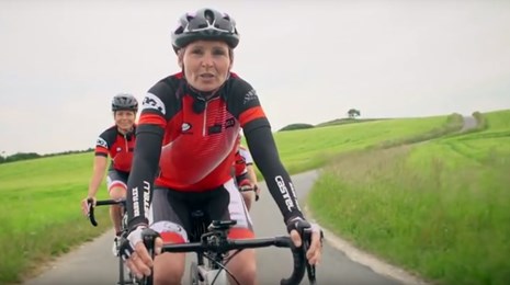 cykling-bremser-nedkoersel-kvinder