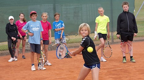 Tennis_tennisskole.jpg