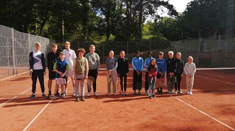 Skolesamarbejde lokker nye spillere til Ebeltoft Tennisklub.jpg