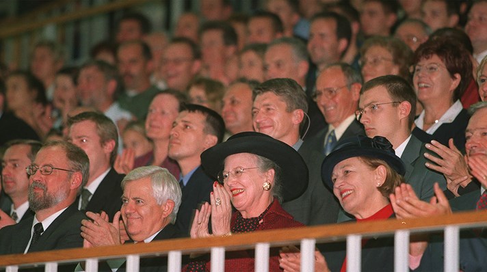 Dronningen overværer Verdensholdet i Slovenien 2001