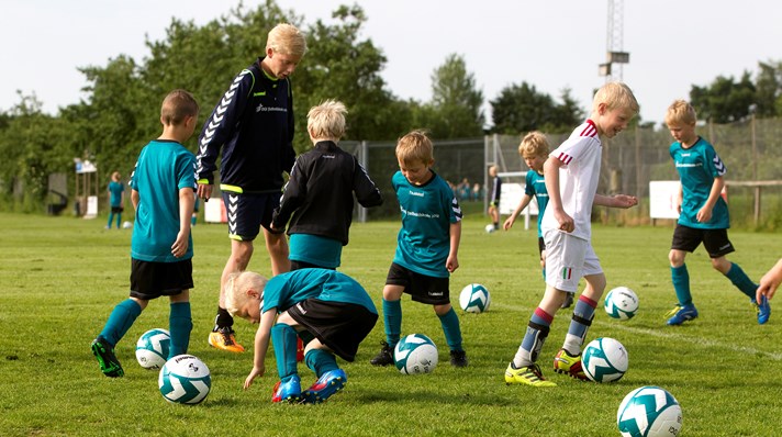 Fodboldsskole fotograf Nils Rosenvold.jpg